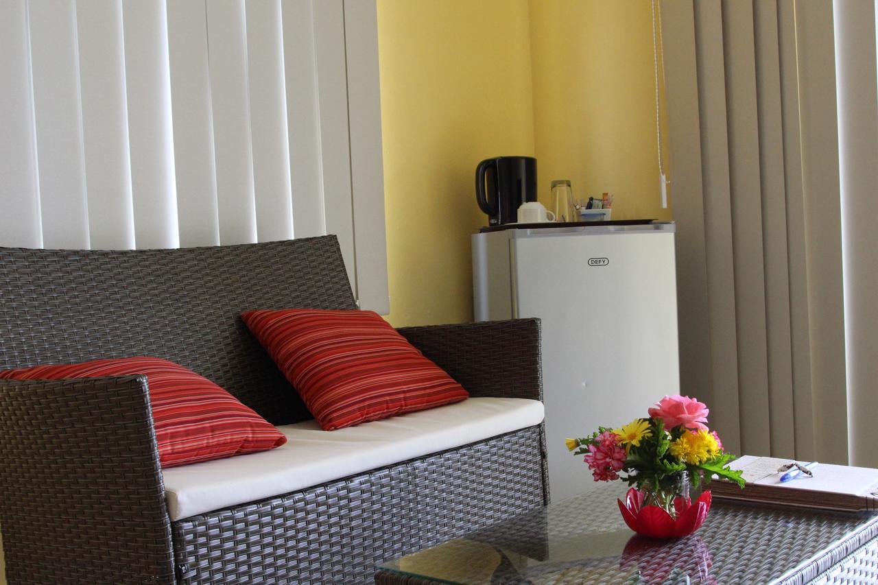Richards Travel Lodge Jamestown Екстериор снимка